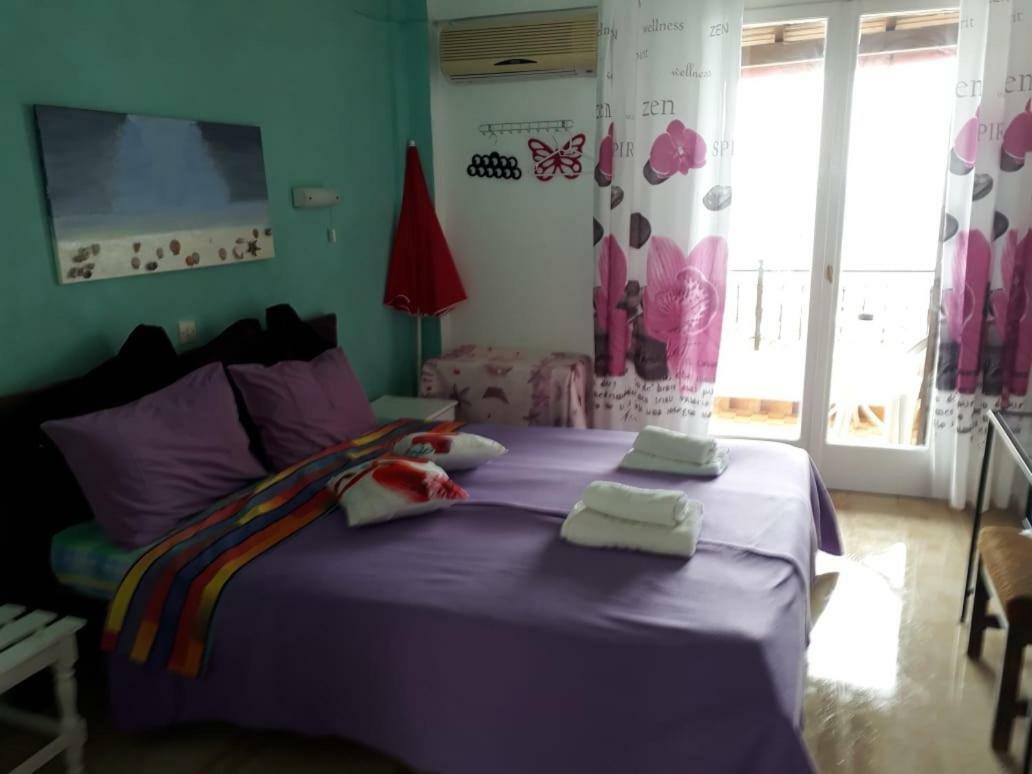 Sol E Mar Sea Side View Guesthouse Перама Екстериор снимка