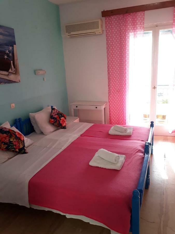 Sol E Mar Sea Side View Guesthouse Перама Екстериор снимка